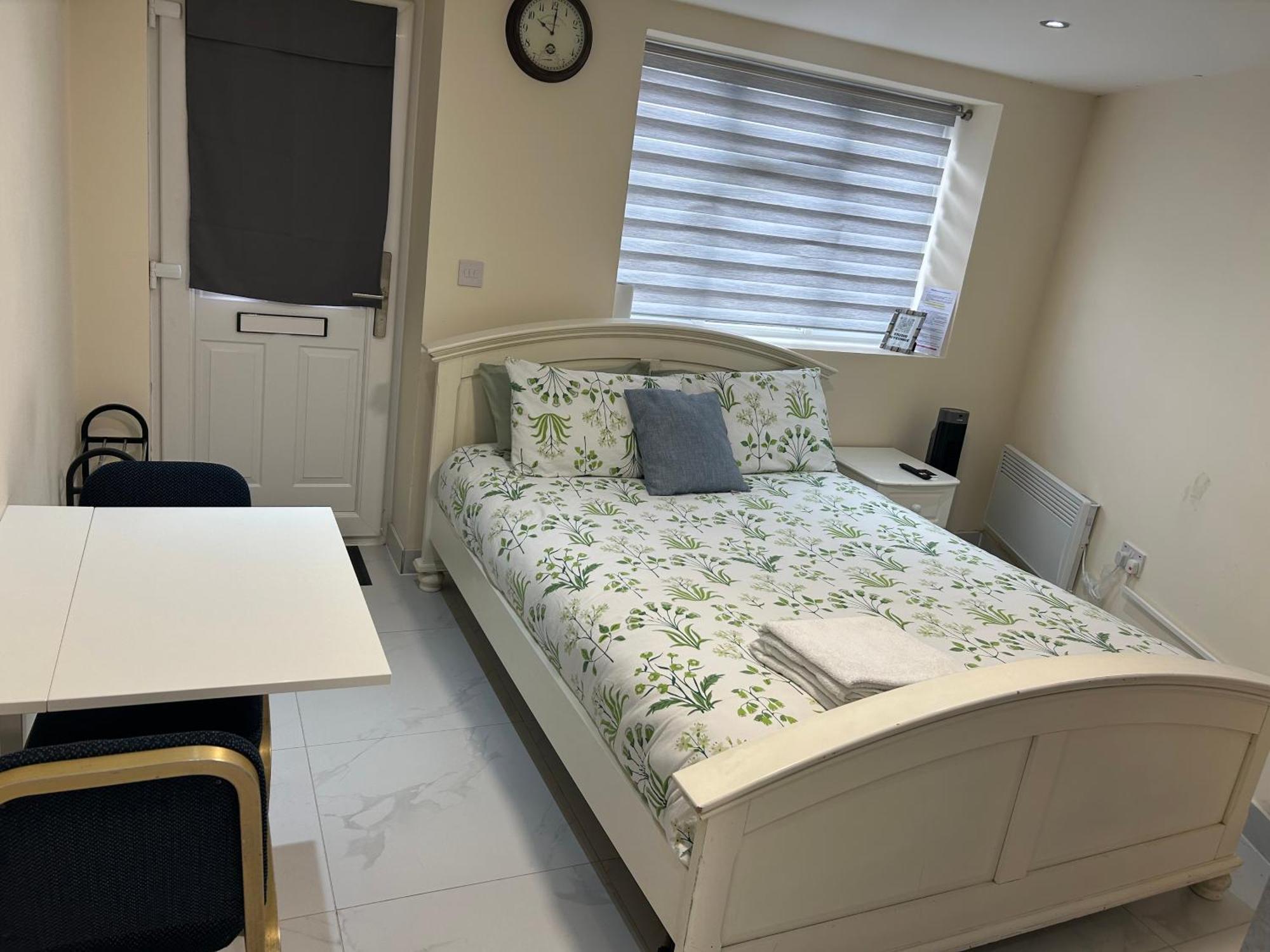 Cozy Studio Near To Tube Station Redbridge Zewnętrze zdjęcie